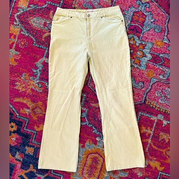 J. Jill | Women’s pale chartreuse Authentic Fit Out of the Blue jeans, size 12 - Picture 4 of 14